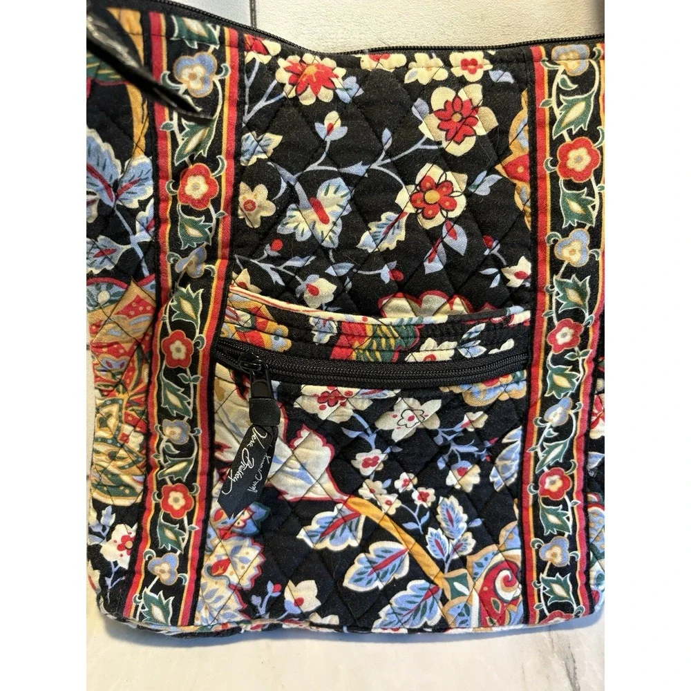 Vera Bradley Poppy Fields Hipster Crossbody Bag Retired Floral Quilted Black